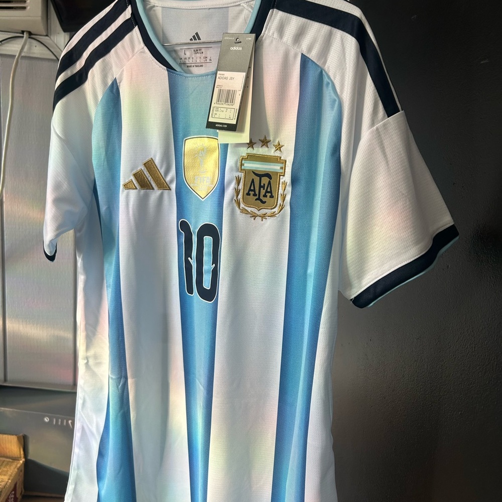 Adidas Argentina Lionel Messi jersey - Picture 5 of 9